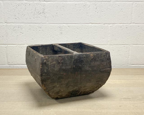 Weathered rice container